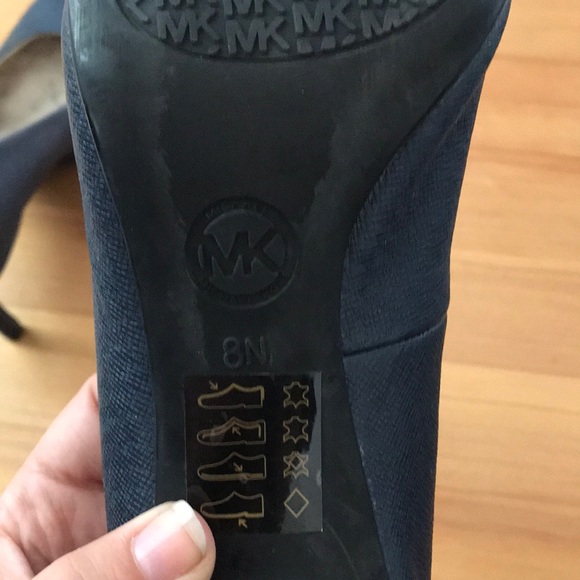 Michael Kors Pumps - Picture 4 of 4